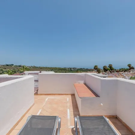 Penthouse With Amazing Sea View *