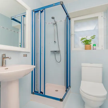 Penthouse With Amazing Sea View Apartman