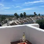Penthouse With Amazing Sea View 아파트