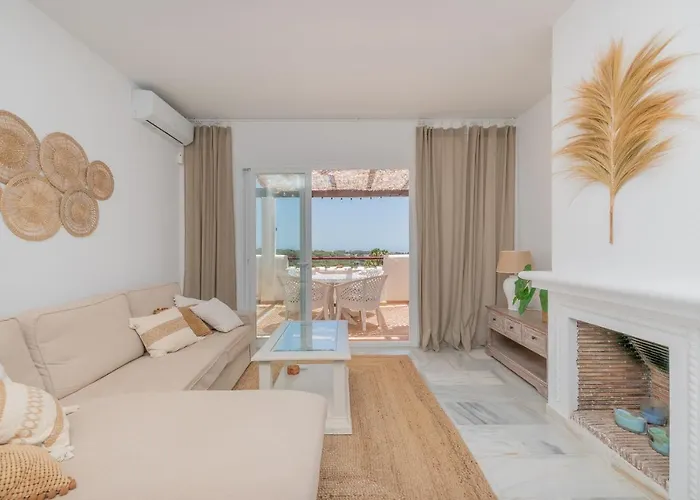 Апартаменты Penthouse With Amazing Sea View